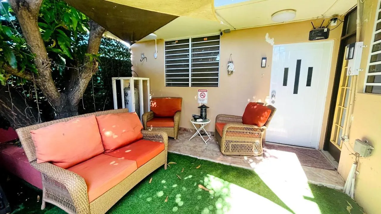 Apartment Homey Escape With Patio Access And Free Laundry Ponce